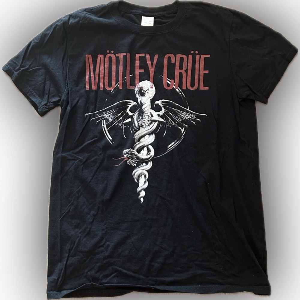 Mötley Crüe Dr. Feelgood Black Graphic Band T-Shirt Skull Snake Wings